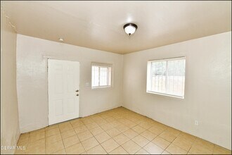 912 Park St in El Paso, TX - Building Photo - Building Photo