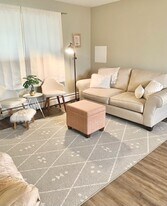 1750 Cleneay Ave, Unit #8