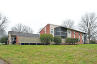 Hamilton Apartments- No Cost Utilities* in Newport News, VA - Building Photo - Building Photo