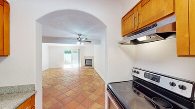 18239 Happy Ln in Sonoma, CA - Building Photo - Building Photo