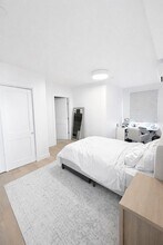 654 E Broadway, Unit 403 in Boston, MA - Foto de edificio - Building Photo