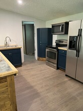 109 Caracas St in Interlachen, FL - Building Photo - Building Photo