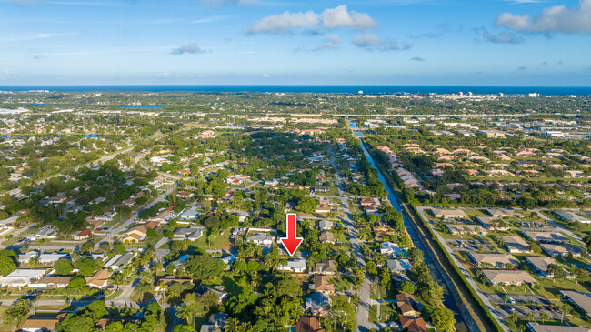 510 Coral Way in Delray Beach, FL - Building Photo - Building Photo