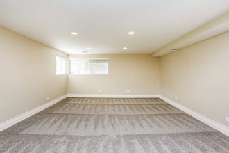 35 Pamela Dr in Bensenville, IL - Building Photo - Building Photo