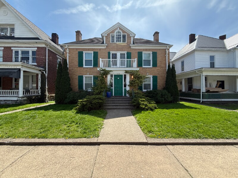 639 Mulberry Ave in Clarksburg, WV - Foto de edificio