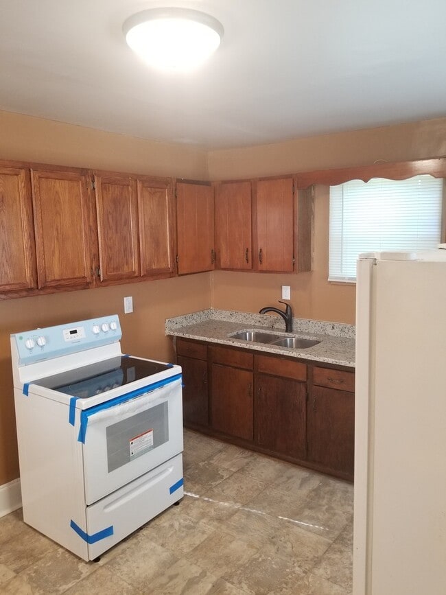414 E 23rd St in Anniston, AL - Building Photo - Building Photo