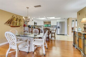 4811 S Landings Dr in Ft. Myers, FL - Building Photo - Building Photo