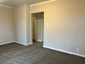 112 Rock St in Negaunee, MI - Foto de edificio - Building Photo