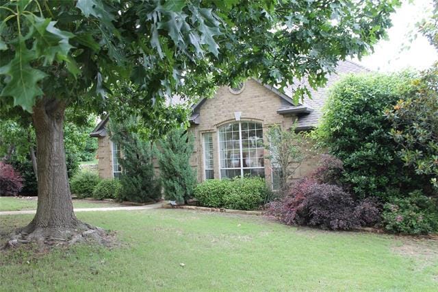 property at 9702 Valley Lake Ct