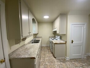 516 Highland Ave in Hampton, VA - Building Photo - Building Photo