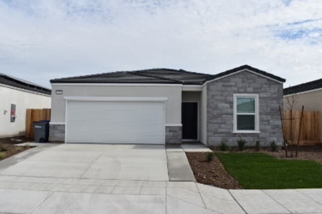 4472 N San Miguel Ave in Fresno, CA - Building Photo - Building Photo