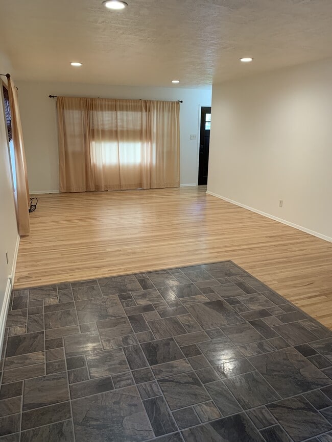 624 Carol Dr in Great Falls, MT - Building Photo - Building Photo