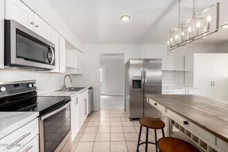 1985 S Plaza Dr in Apache Junction, AZ - Building Photo - Building Photo