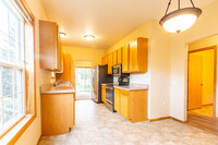 6827 East Pass, Unit 6925 in Madison, WI - Building Photo - Building Photo