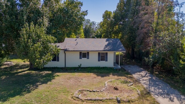 10130 E Ollie Ave in Midwest City, OK - Building Photo - Building Photo