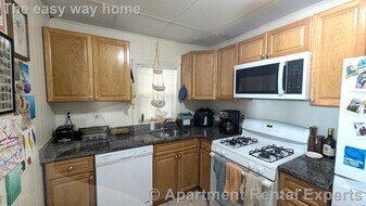 57 Cedar St, Unit #1 in Cambridge, MA - Building Photo