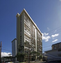 Makiki Plaza in Honolulu, HI - Building Photo - Building Photo