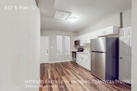 812 N Port St photo'
