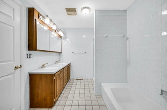 212 Timrick Dr in Munster, IN - Building Photo - Building Photo