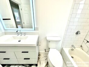 190 Hillside St in Boston, MA - Foto de edificio - Building Photo