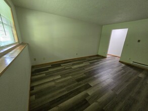 2098 Imperial Ln in Green Bay, WI - Building Photo - Building Photo