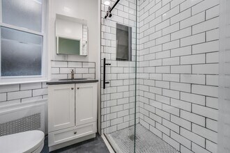 69 70th St in Guttenberg, NJ - Building Photo - Building Photo