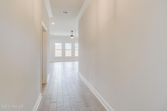 15216 High Point Dr in Gulfport, MS - Foto de edificio - Building Photo