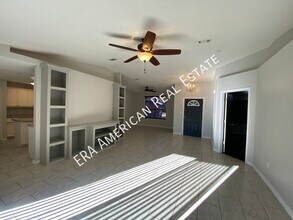 2732 Beacon Ct in Navarre, FL - Building Photo - Building Photo