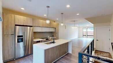 1211 Minter Pl in Charlotte, NC - Building Photo - Building Photo