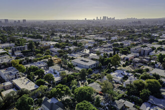 7702 Norton Ave in West Hollywood, CA - Building Photo - Building Photo