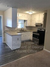 55 Sunnybrook Dr in Mcdonough, GA - Building Photo - Building Photo