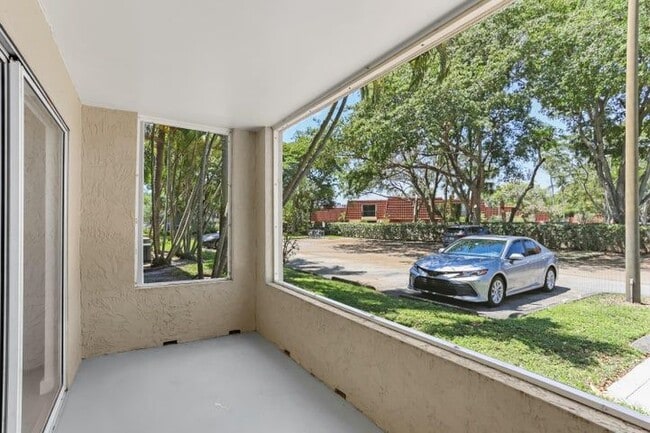 1780 Palm Cove Blvd in Delray Beach, FL - Building Photo - Building Photo