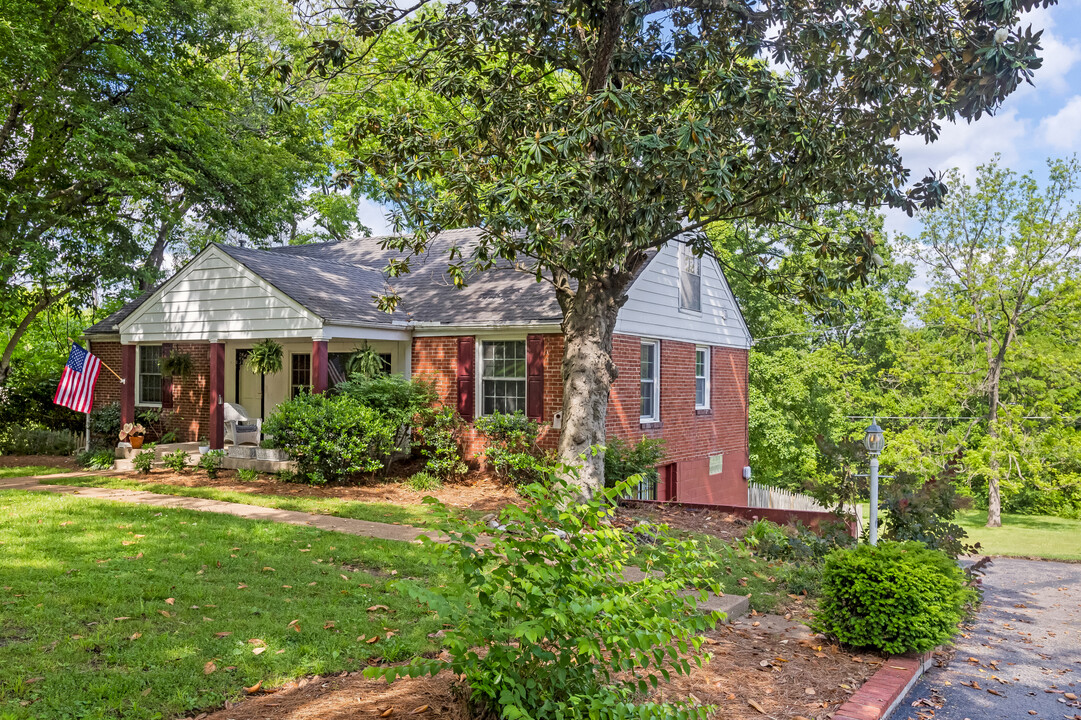 3504 Pleasant Valley Rd, Unit 2 in Nashville, TN - Building Photo