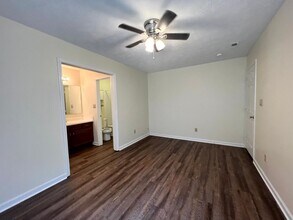 2154 Skyview Dr in Fayetteville, NC - Building Photo - Building Photo