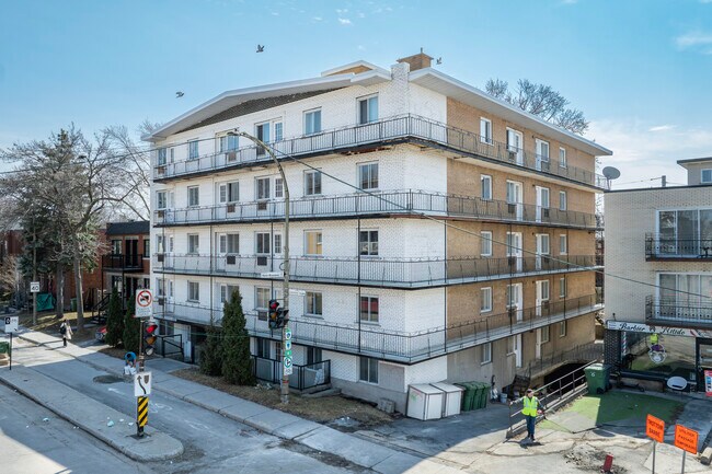 10688 Christophe-Colomb Ave