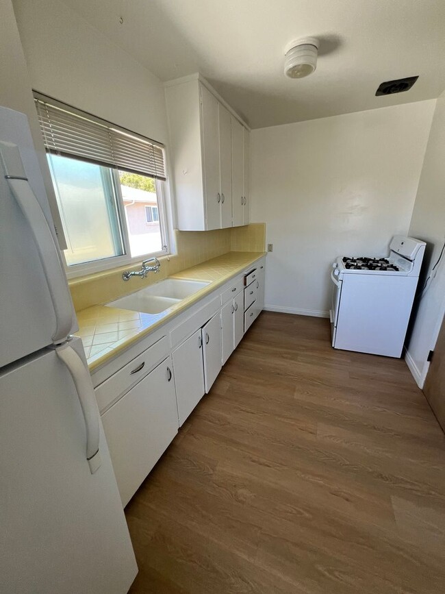 property at 265 N Dos Caminos Ave
