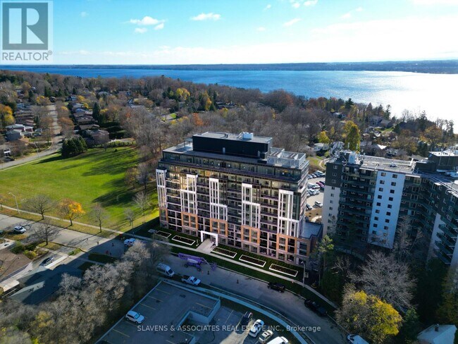 property at 41-841 Johnson St