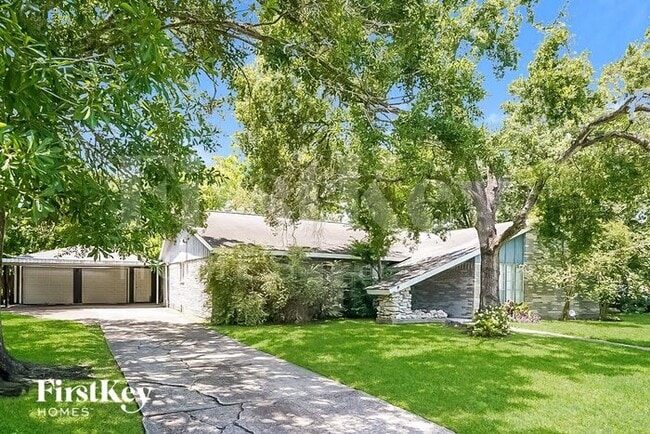 property at 1707 Festival Dr