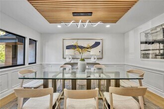 17210 Quesan Pl in Los Angeles, CA - Foto de edificio - Building Photo