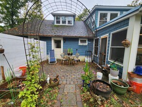 55 South St in Rhinebeck, NY - Building Photo - Building Photo