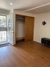 137 Bay 23rd St, Unit 137 bay23rd st Brooklyn 1 in Brooklyn, NY - Building Photo - Building Photo