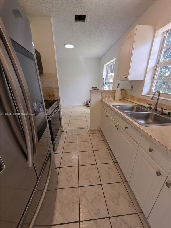 720 NW 15th Terrace in Fort Lauderdale, FL - Foto de edificio - Building Photo