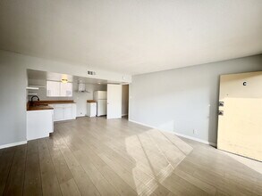 922 N 1st St in Las Vegas, NV - Building Photo - Building Photo