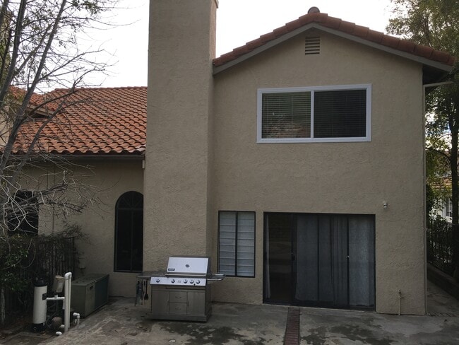 19503 Eagle Ridge Ln in Porter Ranch, CA - Building Photo - Building Photo