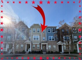 6623 Perry Creek Rd in Raleigh, NC - Building Photo