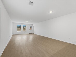 25409 Carnation Ct in Montgomery, TX - Building Photo - Building Photo