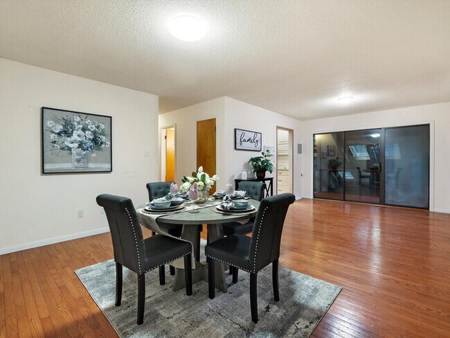 1325 Deby Pl in Colorado Springs, CO - Building Photo - Building Photo