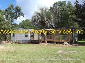 16409 SW 46th Ave in Archer, FL - Building Photo - Building Photo