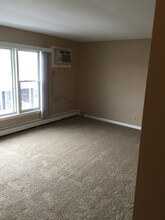 9841 S Harlem Ave-Unit -2E in Chicago Ridge, IL - Building Photo - Building Photo