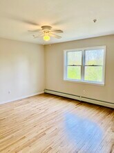166 Woodside Ave in West Harrison, NY - Building Photo - Building Photo
